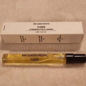 Non Gender Specific Flooid Fragrance